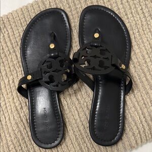 Tory Burch Black Sandals SZ 7.5